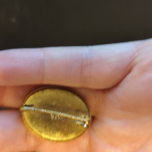 Brooch - Picture 3 of 3